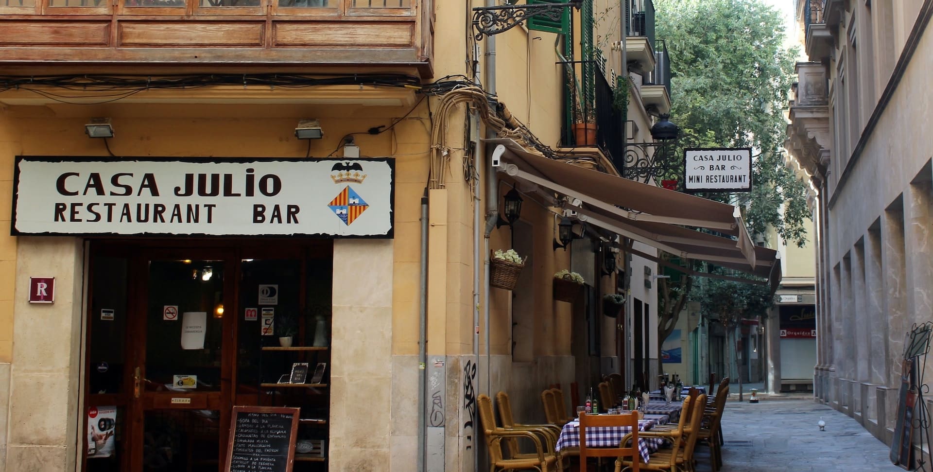 Sobre AMJ Business Lounge, amplia experiencia en locales comerciales en Palma de Mallorca